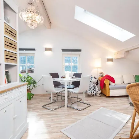 Dolomitenloft * Штрассен