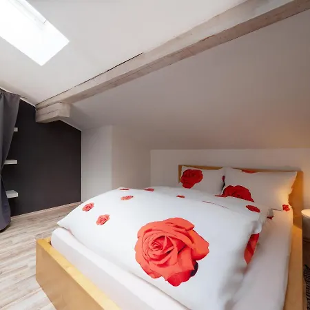 Dolomitenloft Штрассен